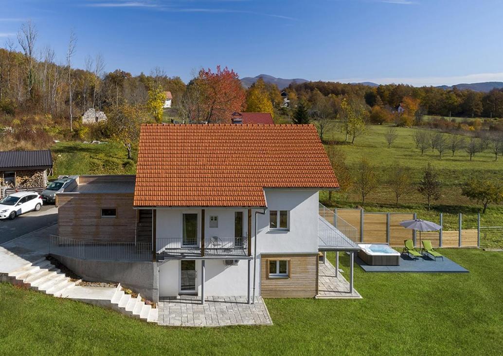 Velebit Lodge Lovinac  Exterior photo